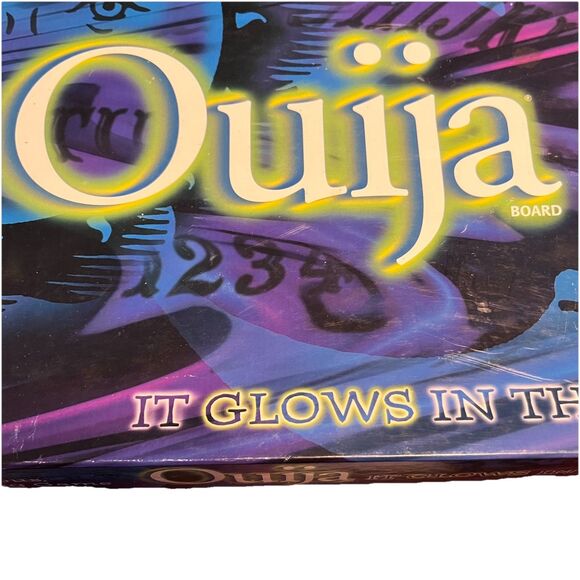 Ouija Board Glow in the Dark Parker Brothers 1998 Mystifying Oracle USA Made - Picture 4 of 16
